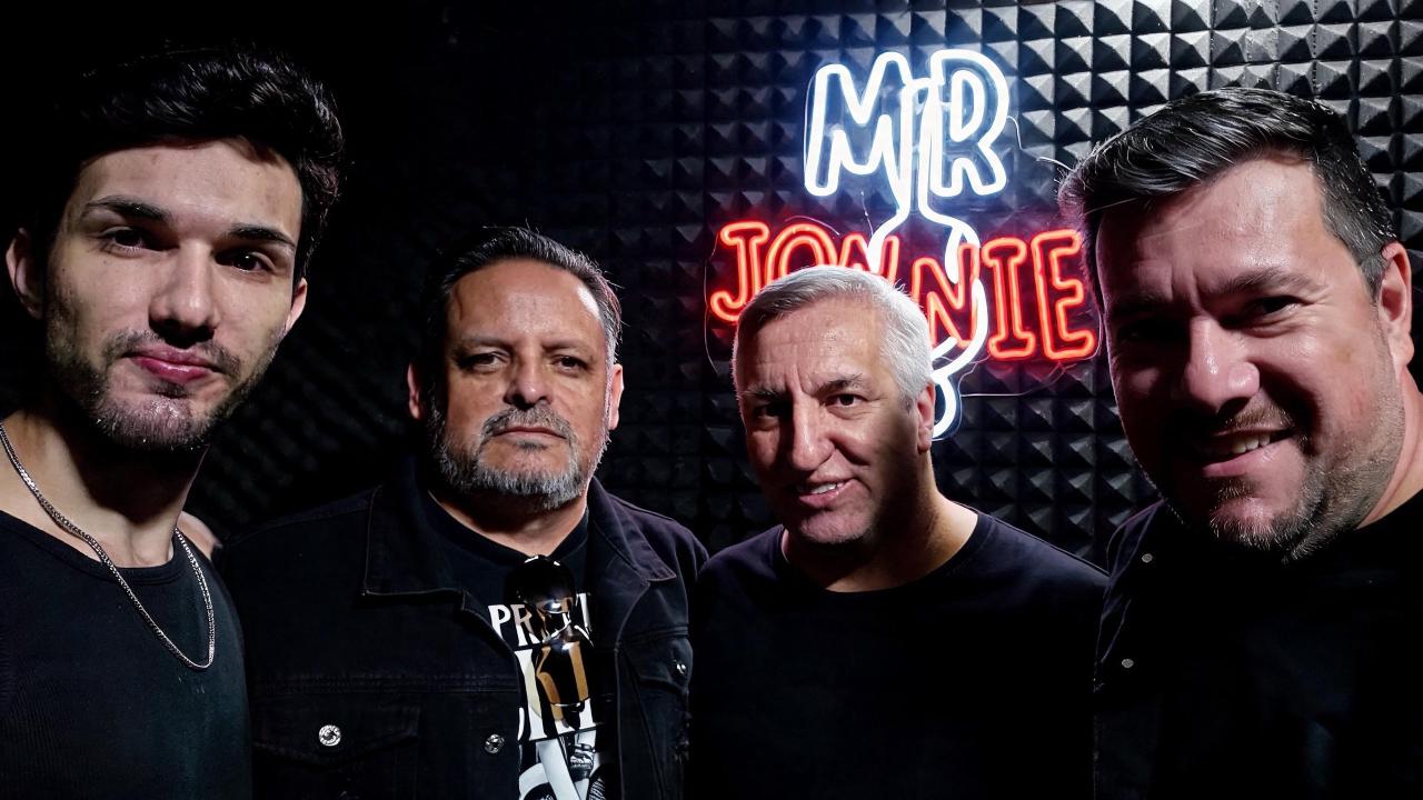Mr.Jonnie em apresentação ao vivo